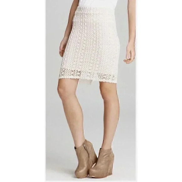 Free People All About You Pencil Skirt 2 Cream Crochet Lace Lined Sexy City Slim - Picture 2 of 12